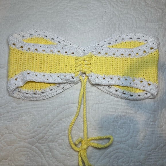 Crochet Butter Yellow Tube Top. M/L. - Picture 3 of 5